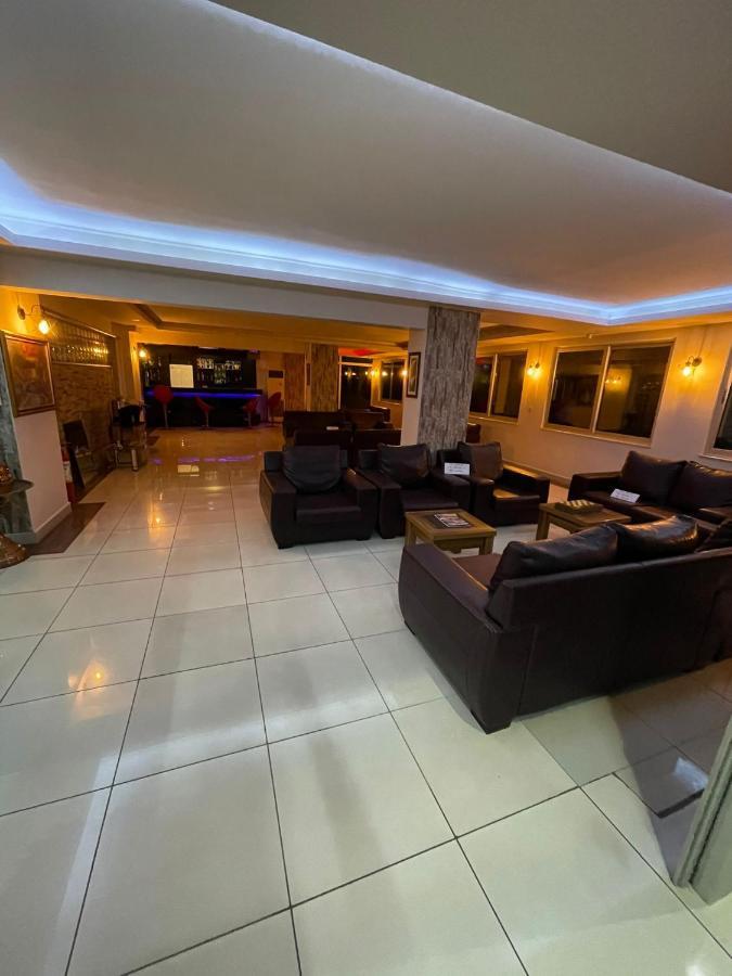Denizhan Hotel Antalya Bagian luar foto