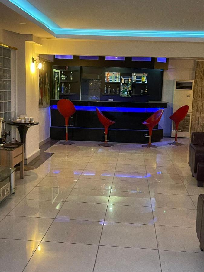 Denizhan Hotel Antalya Bagian luar foto