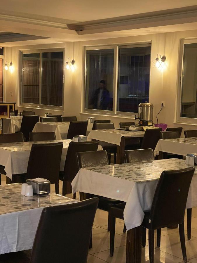 Denizhan Hotel Antalya Bagian luar foto