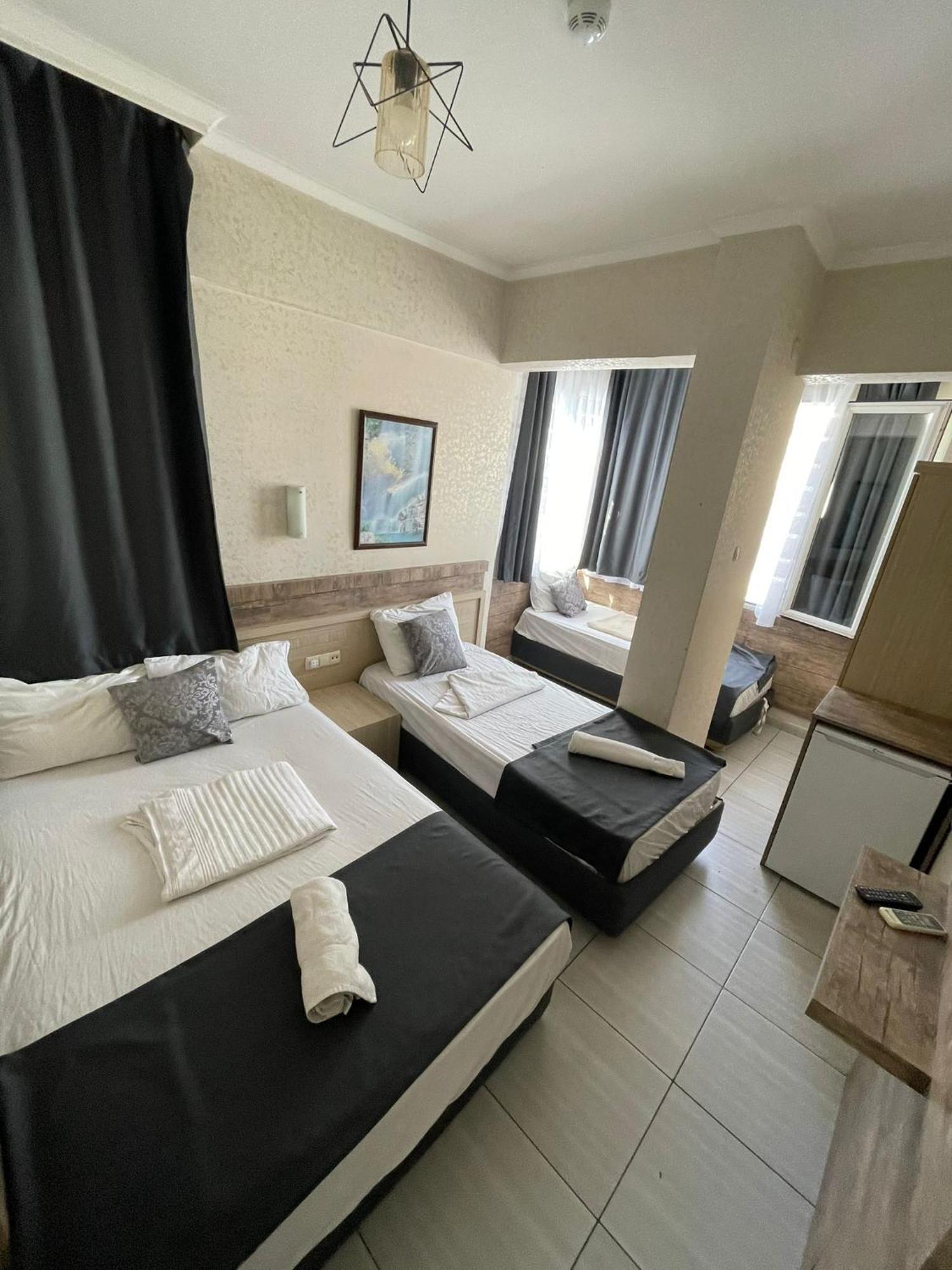 Denizhan Hotel Antalya Bagian luar foto